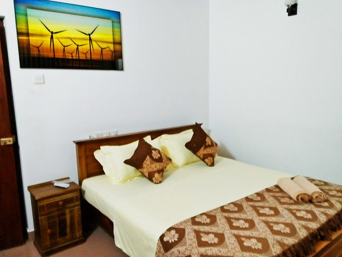 Ruslanka Homestay Ettukala Exteriör bild